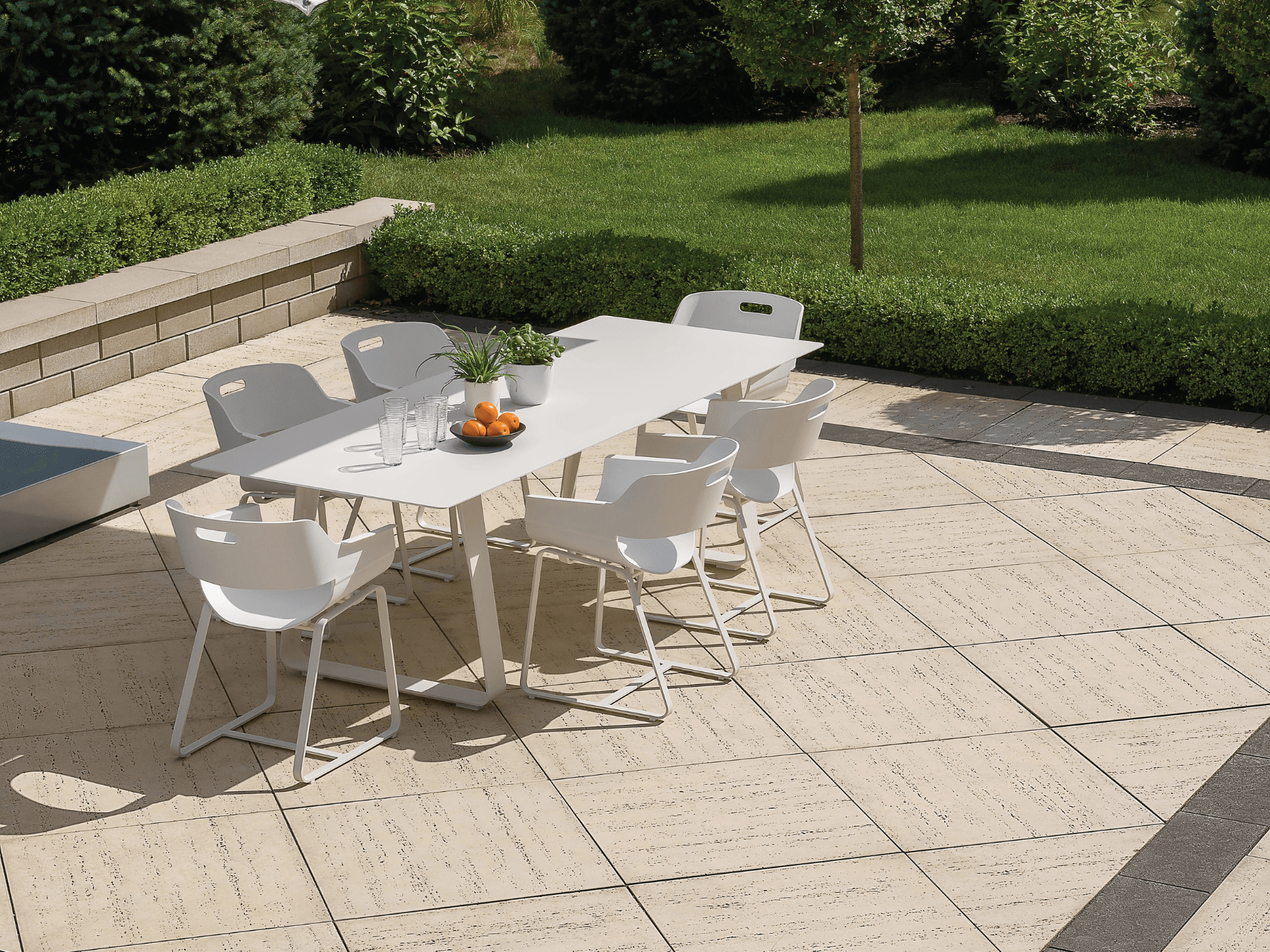 Modern outdoor floor tiles