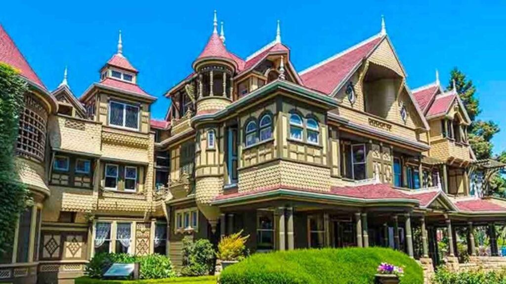 Winchester Mystery House Photos