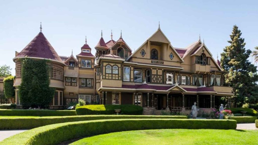 Winchester Mystery House Photos